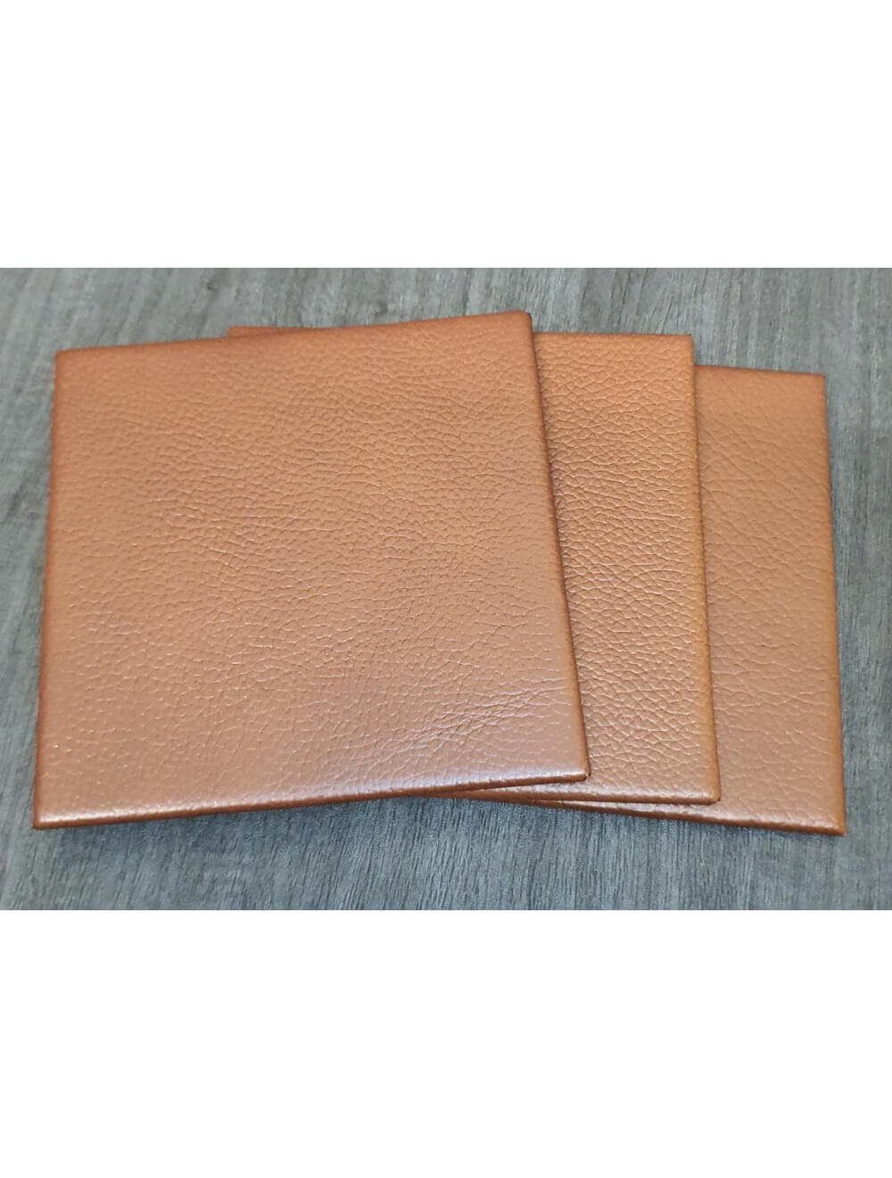 Castagna Shelly Leather Coaster - 10cm Sq (myydään)